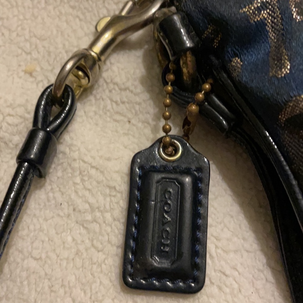 Coach coin purse - Picture 3 of 8
